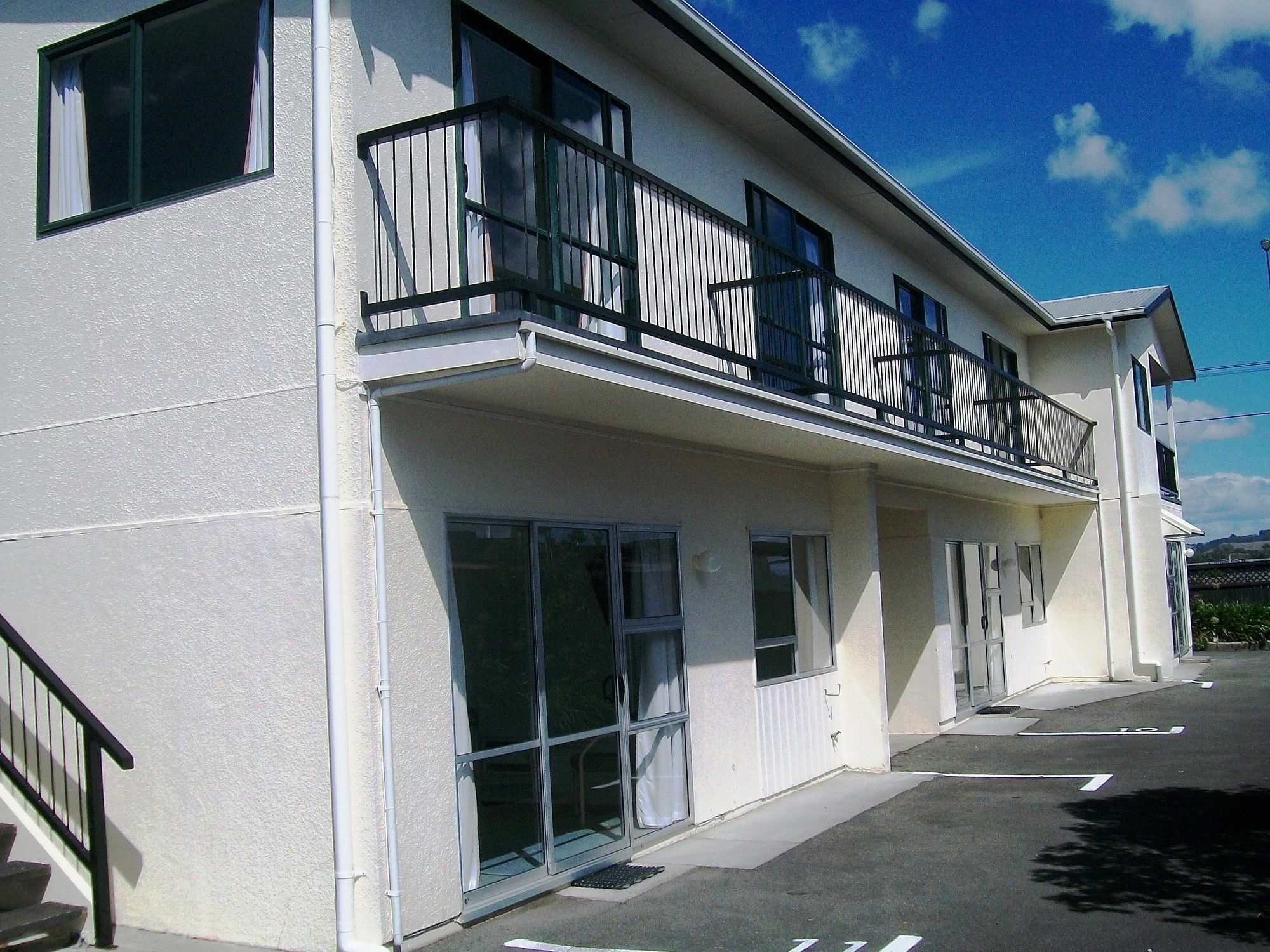 Cedar Court Motel Napier Exterior photo